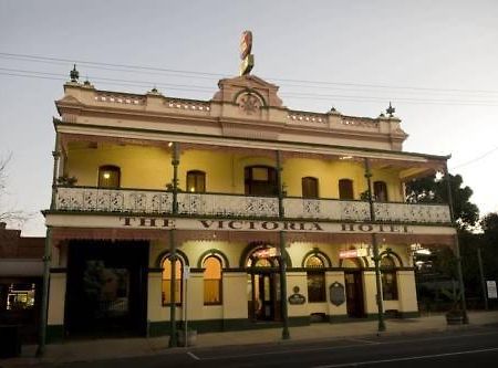 The Victoria Hotel Rutherglen Buitenkant foto