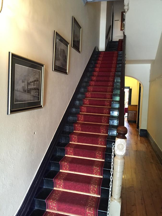 The Victoria Hotel Rutherglen Buitenkant foto